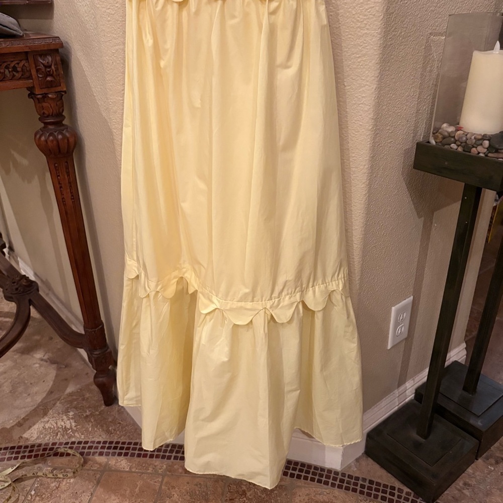 NWT~PETAL & PUP Yellow Sleeveless Dixie Scalloped Cutout Maxi Dress Size XS - Picture 3 of 9
